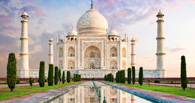 Reach Agra and visit Taj Mahal