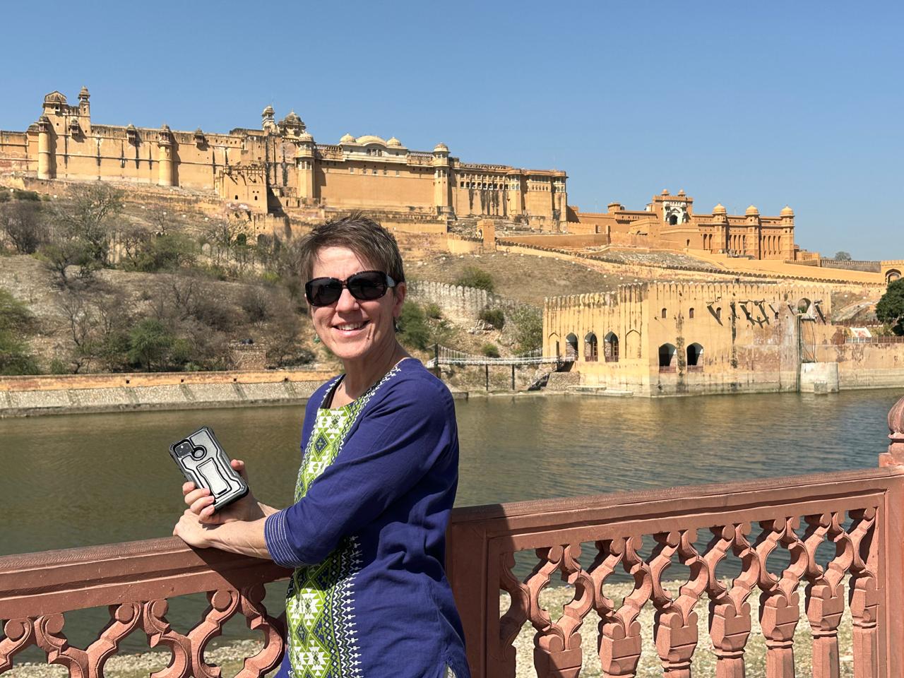 Jaipur tours — Amber Fort, Hawa Mahal and City Palace