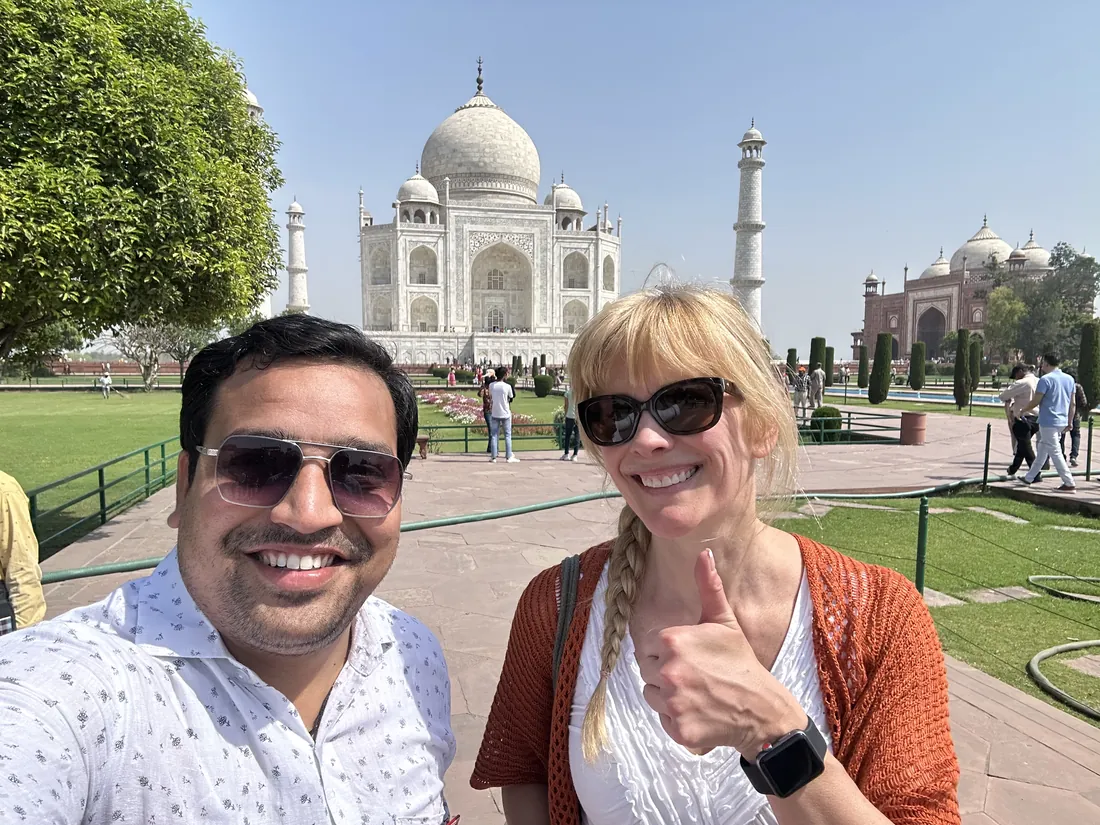 Guests with their private guide in front of the Taj Mahal