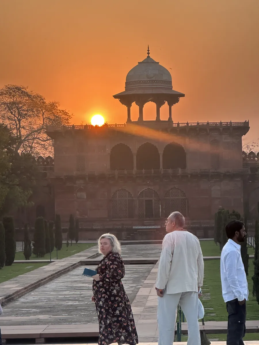 Sunset in Agra — overnight tour from Pune